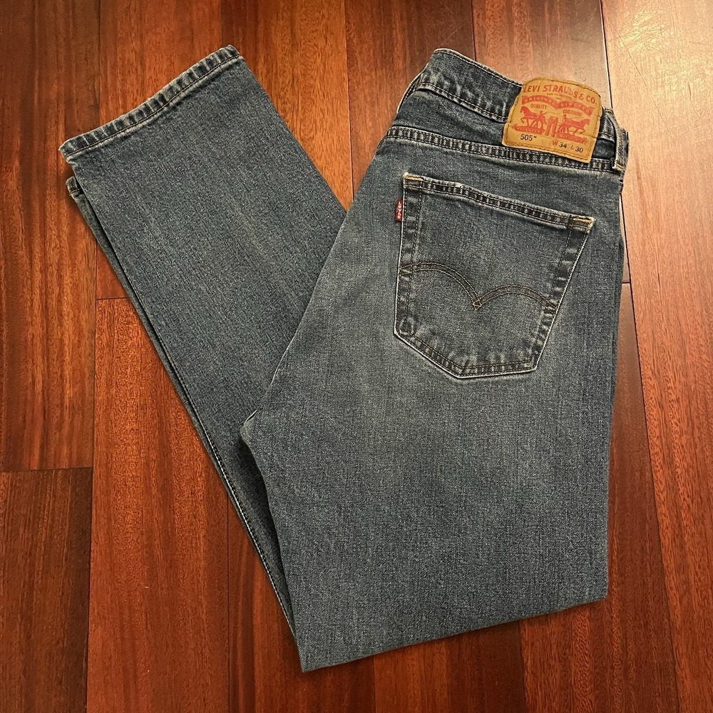 Levis Jeans Mens 34x30 505 Blue Denim Regular Straight Leg Medium Wash Workwear